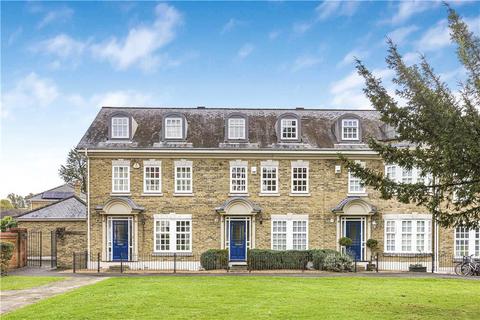36 Lammas Close, Staines-upon-thames, TW18 4XT