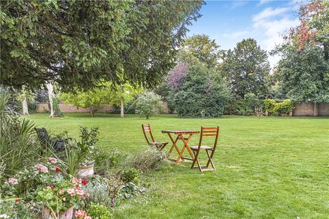 36 Lammas Close, Staines-upon-thames, TW18 4XT