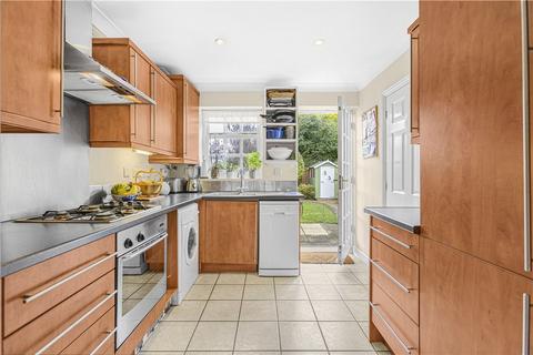 36 Lammas Close, Staines-upon-thames, TW18 4XT