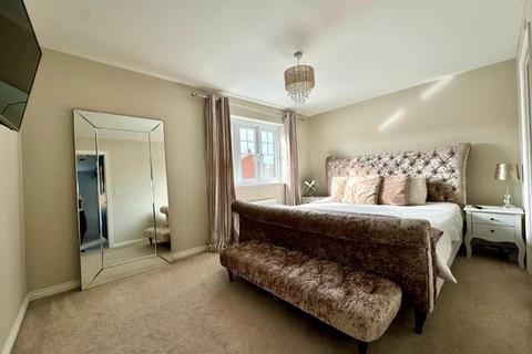 12 Arnside Close, Redcar, TS10 2UH