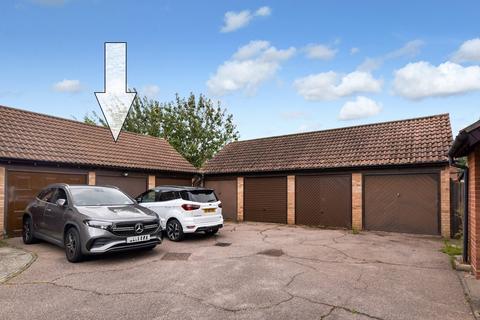 2 bedroom terraced house for sale, Bray Court, North Shoebury, Shoeburyness, Essex, SS3