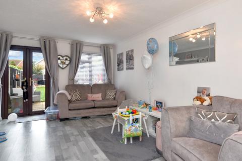 19 Bray Court, Shoeburyness, Southend-on-sea, SS3 8TZ