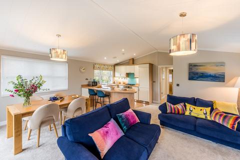 2 bedroom lodge for sale, Otterham Cornwall