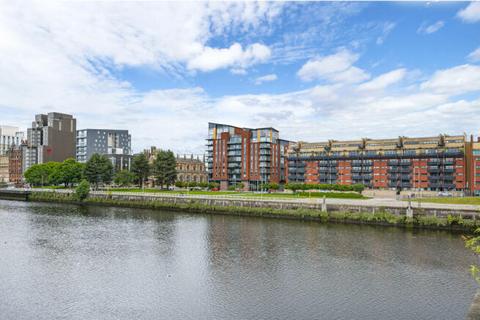 undefined, Clyde Street, City Centre, Glasgow, G1