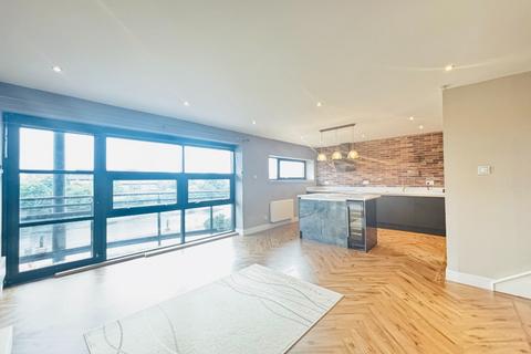 undefined, Clyde Street, City Centre, Glasgow, G1