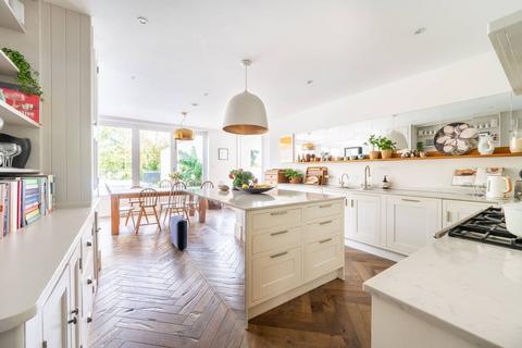 7 bedroom house for sale, Chatsworth Road, Mapesbury Estate, London, NW2