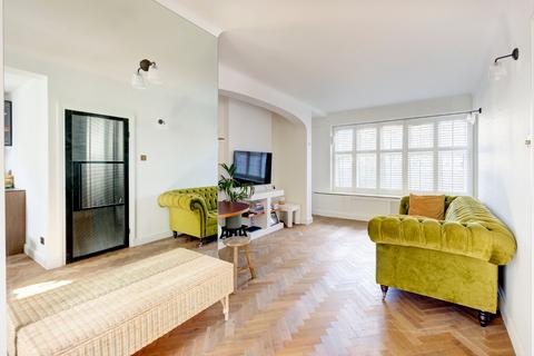 2 bedroom flat for sale, Lansdowne Crescent, Notting Hill