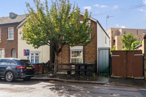 2 bedroom detached house for sale, Wandle Road, Croydon