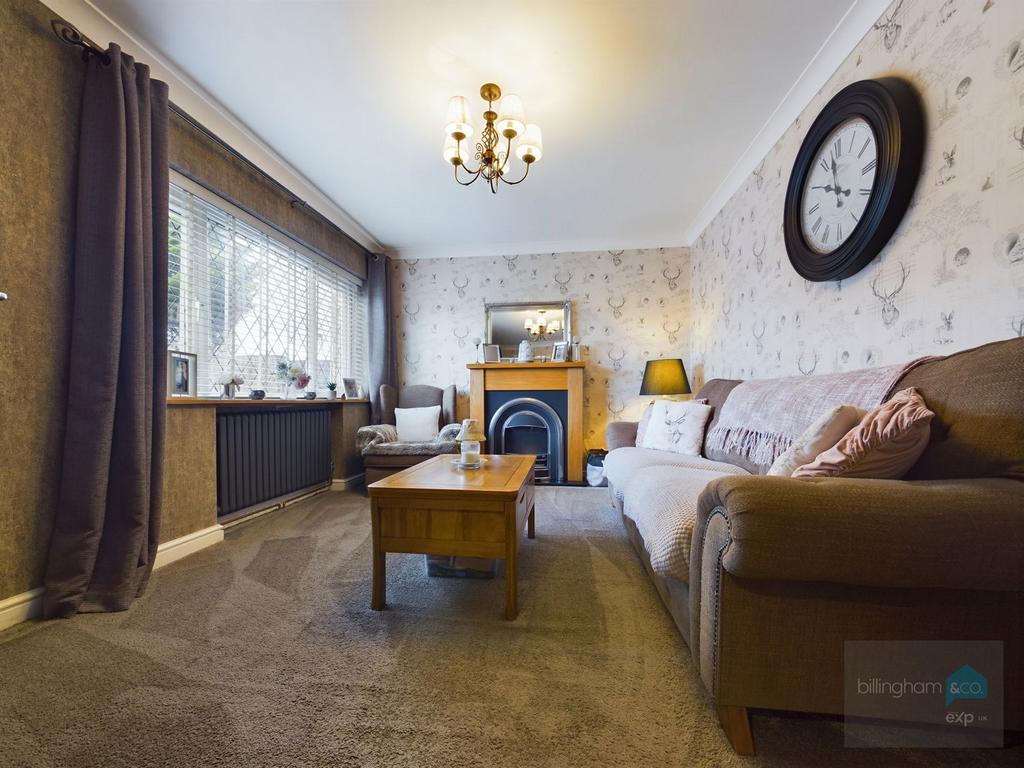 Chalfont Place, Dudley DY9 3 bed end of terrace house for sale £235,000