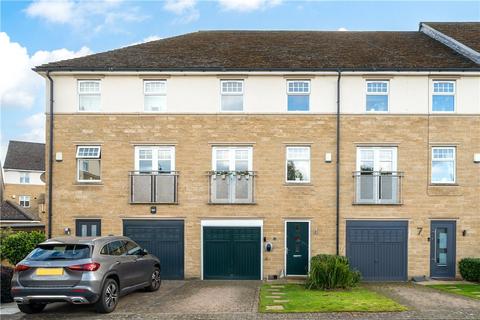 3 bedroom townhouse for sale, Kingsdale Close, Menston, Ilkley, West Yorkshire, LS29