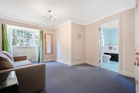 undefined, Hayward Road, Thames Ditton, KT7