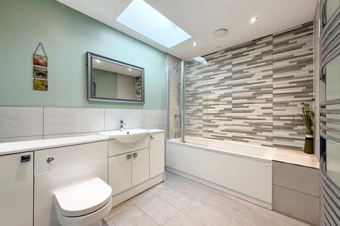 73 Bell Lane, Kesgrave, Ipswich, IP5 1JL