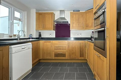 2 bedroom end of terrace house for sale, Springfield Road, Goldsithney TR20