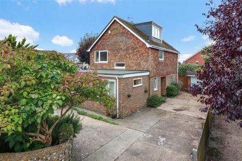 4 bedroom detached house for sale, Sheep Pen Lane, Seaford