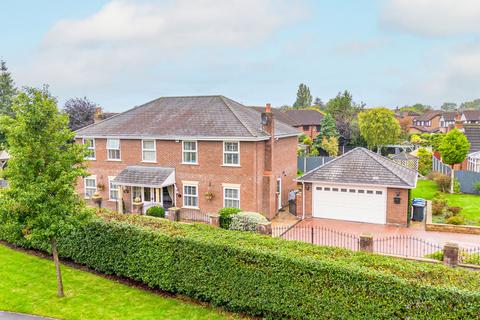 5 bedroom detached house for sale, Squirrels Chase, Battery Lane, Woolston