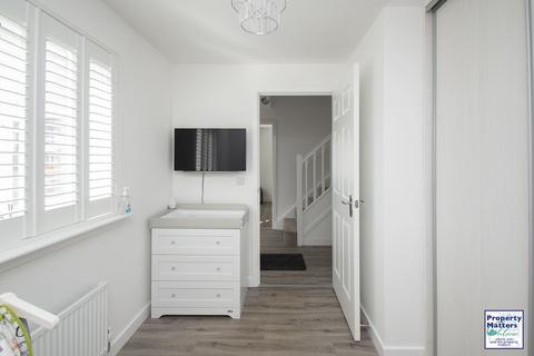 28 Argyll Drive, Stewarton, Kilmarnock, KA3 3FE