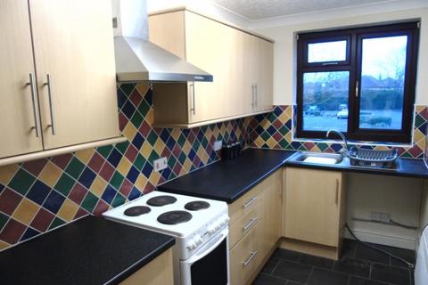 2 bedroom ground floor flat to rent, Leamon Court, Brandon, Suffolk, IP27