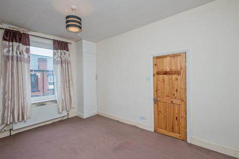 26 Aviary Grove, Armley, Leeds, LS12 2NU