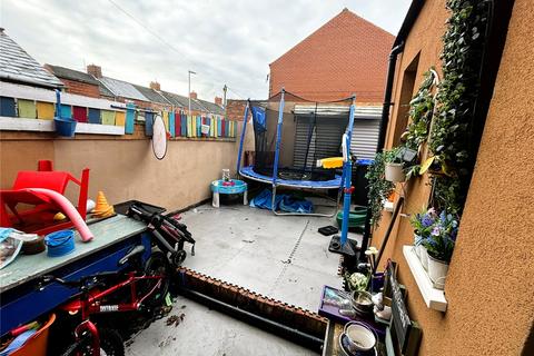 3 bedroom terraced house for sale, Middle Street, Hartlepool, TS27