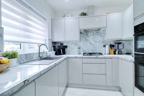 170 Cherwell Grove, South Ockendon, RM15 6AH