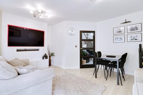 170 Cherwell Grove, South Ockendon, RM15 6AH