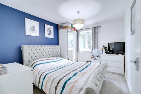 170 Cherwell Grove, South Ockendon, RM15 6AH