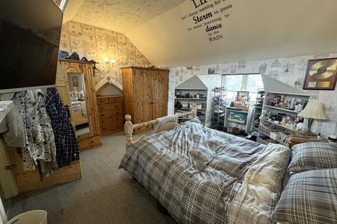 12 Carlton Range, Manchester, M18 7LS