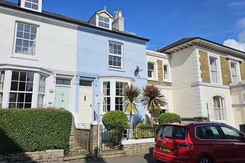 4 bedroom townhouse for sale, Wellington Road, Deal CT14