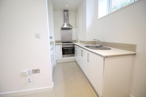 2 bedroom flat to rent, Connaught Towers, 682-684 London Road, Thornton Heath, CR7