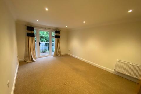 2 bedroom flat to rent, Talbot Woods, Bournemouth, Dorset, BH4