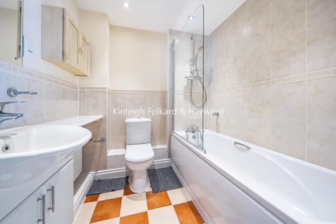14, Reflex Apartments, 1 Wheeler Place, Bromley, BR2 9GA