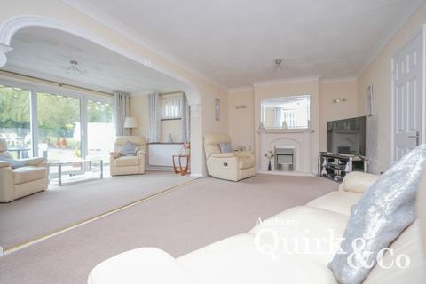 3 bedroom detached bungalow for sale, The Elms High Road, Fobbing, SS17 9HN