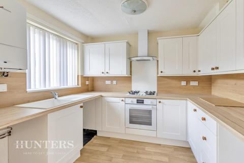 3 bedroom townhouse for sale, Watersheddings Way, Oldham