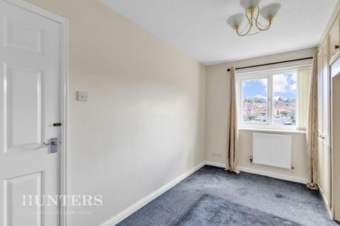 30 Watersheddings Way, Oldham, OL4 2RE