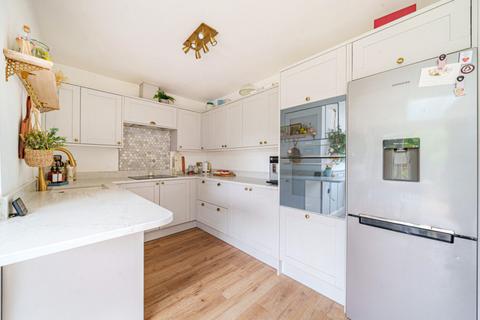 50 Saxon Drive, London, W3 0NR