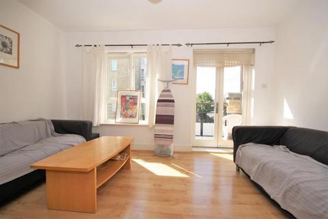 4 bedroom terraced house to rent, Ferry Street, London E14