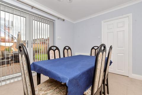 8 Brasted Close, Sutton, SM2 5BE