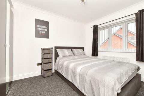 8 Brasted Close, Sutton, SM2 5BE