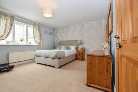 10 Ladbrook Close, Elmsett, Ipswich, IP7 6LD