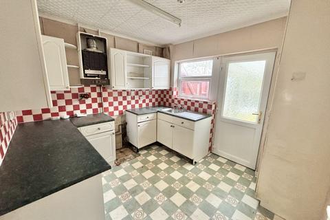 2 bedroom bungalow for sale, Blenheim Drive, Thornton FY5