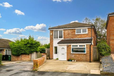 3 bedroom detached house for sale, Dale Park Walk, Leeds, LS16