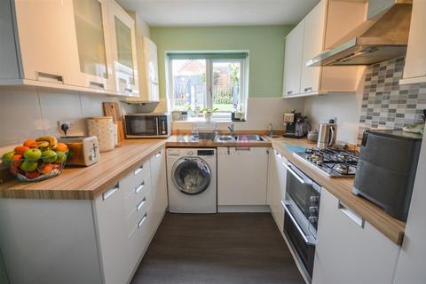 3 bedroom link detached house for sale, Malham Gardens, Halfway, Sheffield, S20