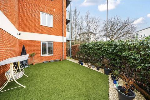 2 bedroom apartment for sale, Highgate House, Chequers Avenue, High Wycombe