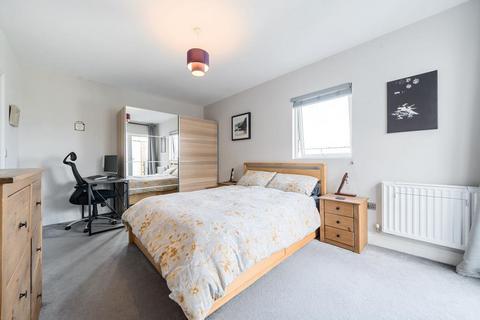 2 bedroom block of apartments for sale, Worton Road,  Isleworth,  TW7