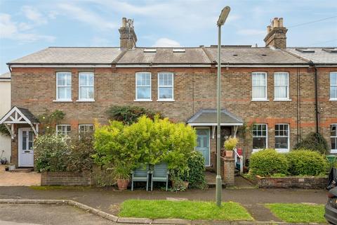 4 bedroom house for sale, Gladstone Road, Ashtead KT21