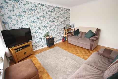 2 bedroom flat for sale, Tyn-Y-Pwll Road, Cardiff