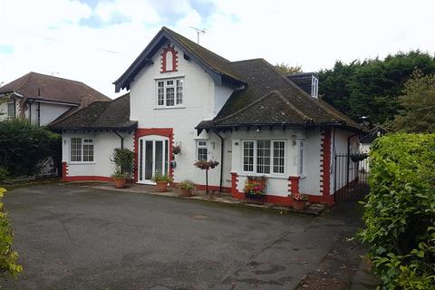 4 bedroom detached house for sale, Ross Road, Hereford