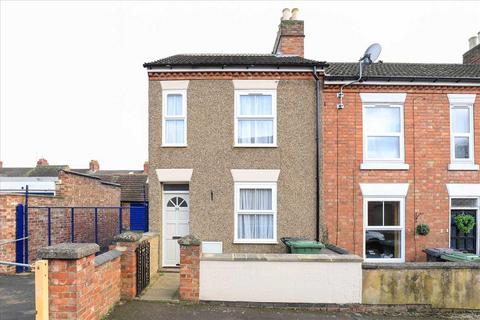 2 bedroom end of terrace house to rent, Avenue Road, Wellingborough