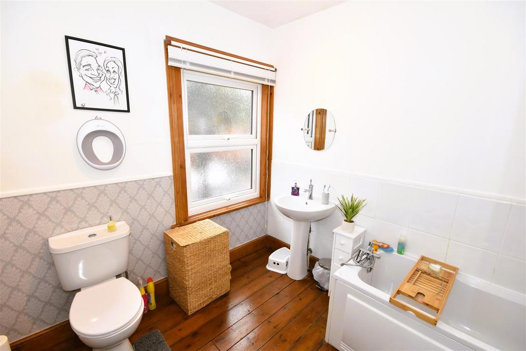 Family bathroom