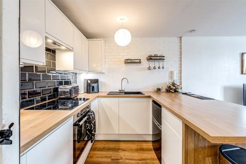 1 bedroom flat for sale, Littlehampton Road, Worthing, West Sussex, BN13